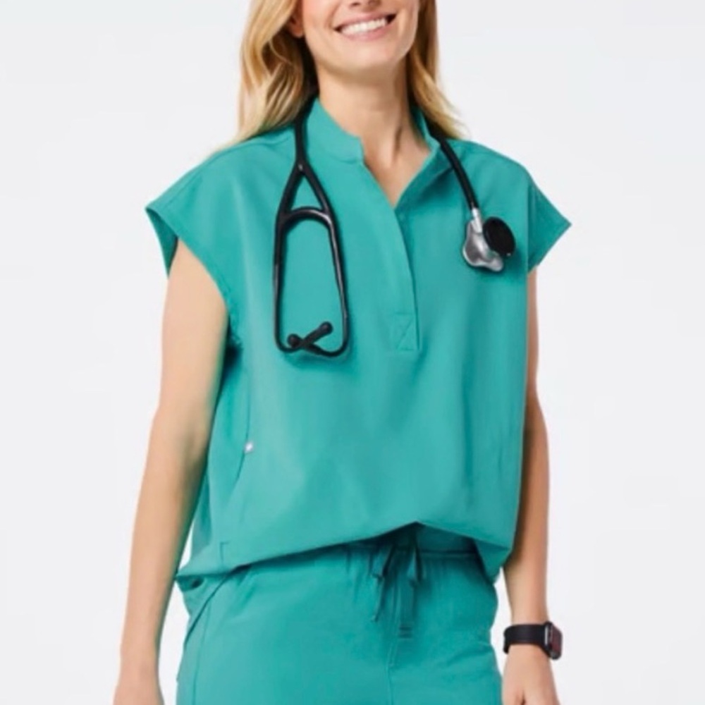 Figs Oasis Scrub Set